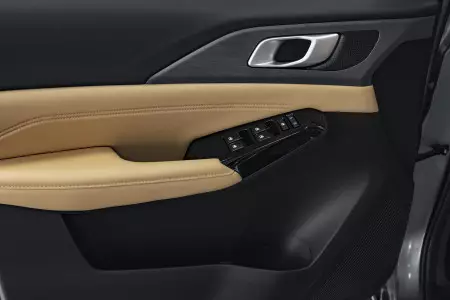 Интерьер Changan HUNTER plus, фото 19/21