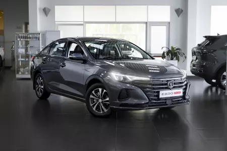 Экстерьер Changan EADO plus, фото 3/17