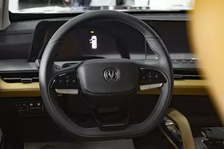 Интерьер Changan HUNTER plus, фото 20/21